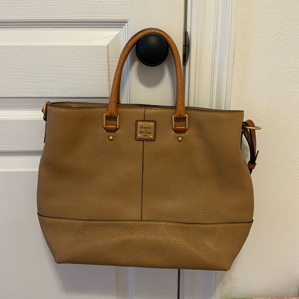 Dooney & Bourke tan leather purse with long strap